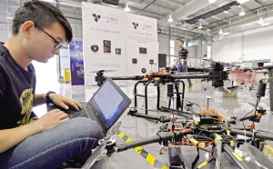 天津开发区高科技企业实现飞行控制精度厘米级突破